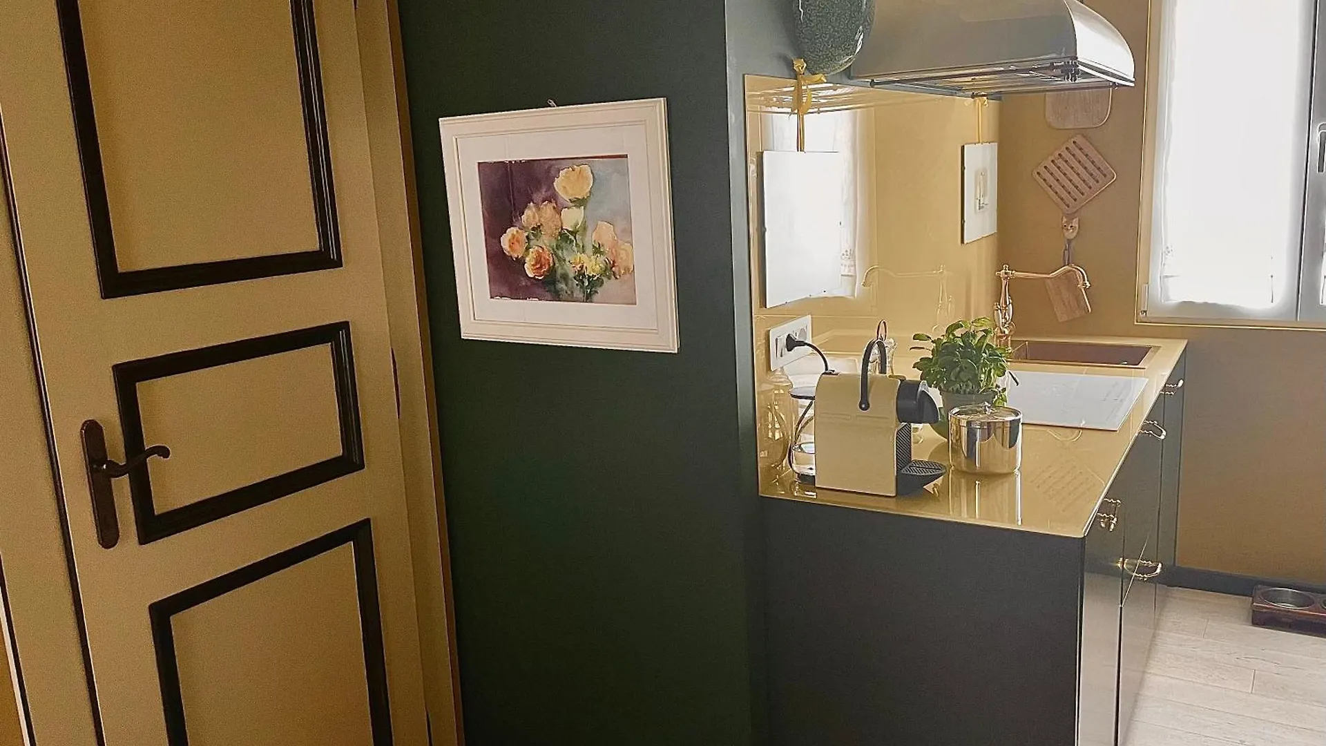 La Fontana Tra I Tetti - Milano Apartment Italy